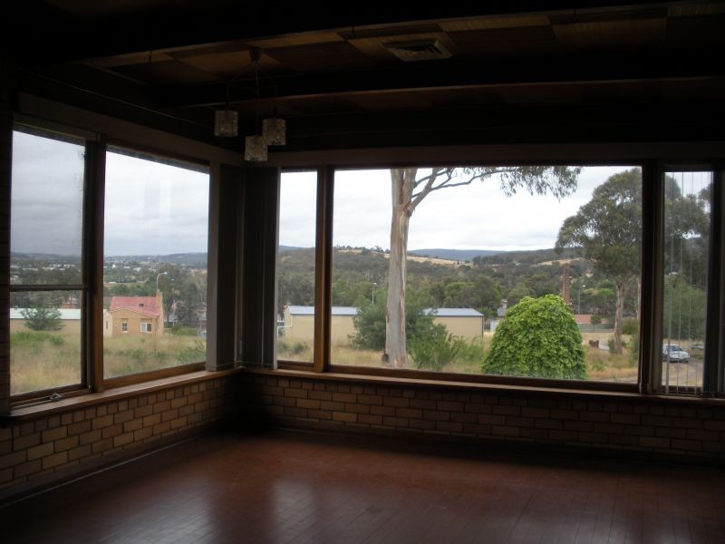 69 Sydney Road, Goulburn NSW 2580