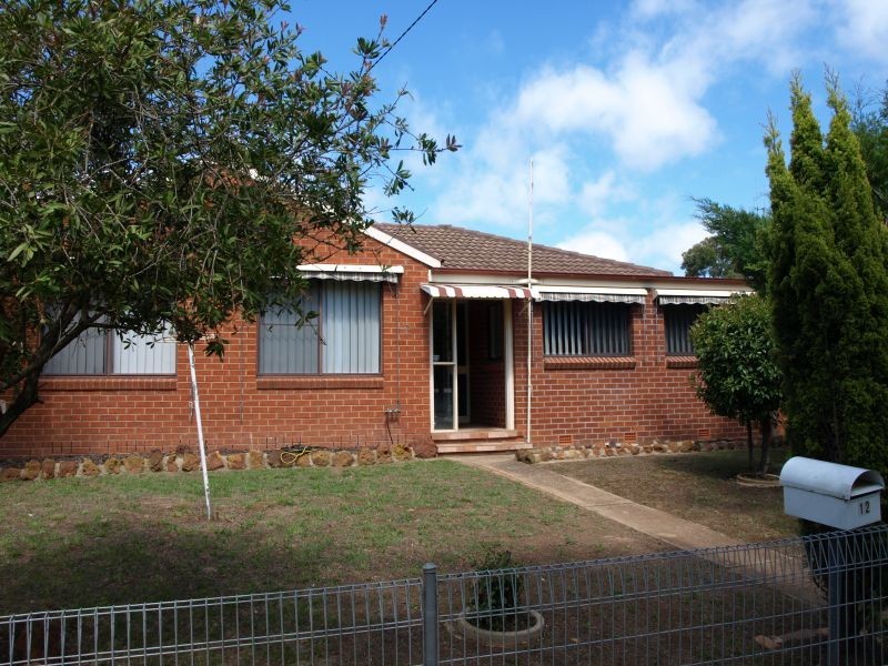 12 Grant Parade, Goulburn NSW 2580