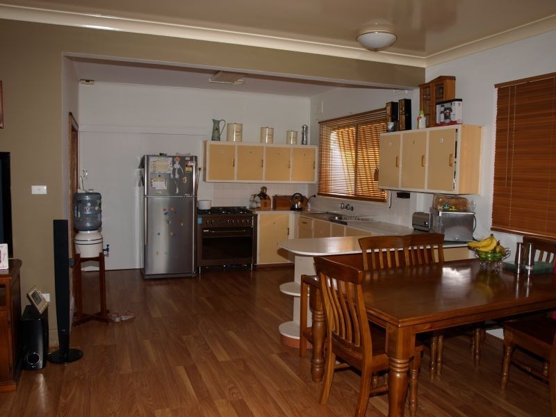21 Ruby Street, Goulburn NSW 2580