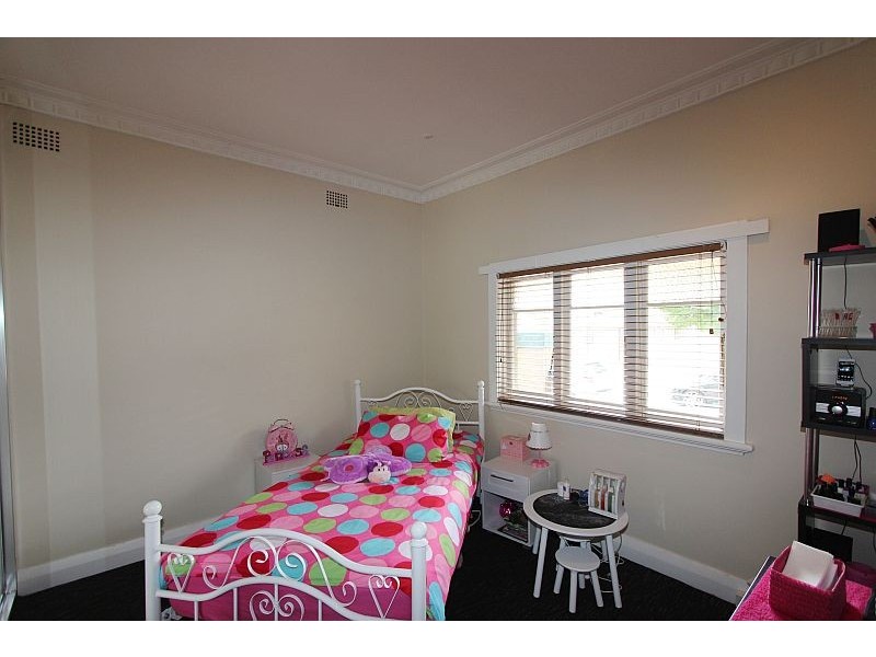 10 Bellevue Street, Goulburn NSW 2580