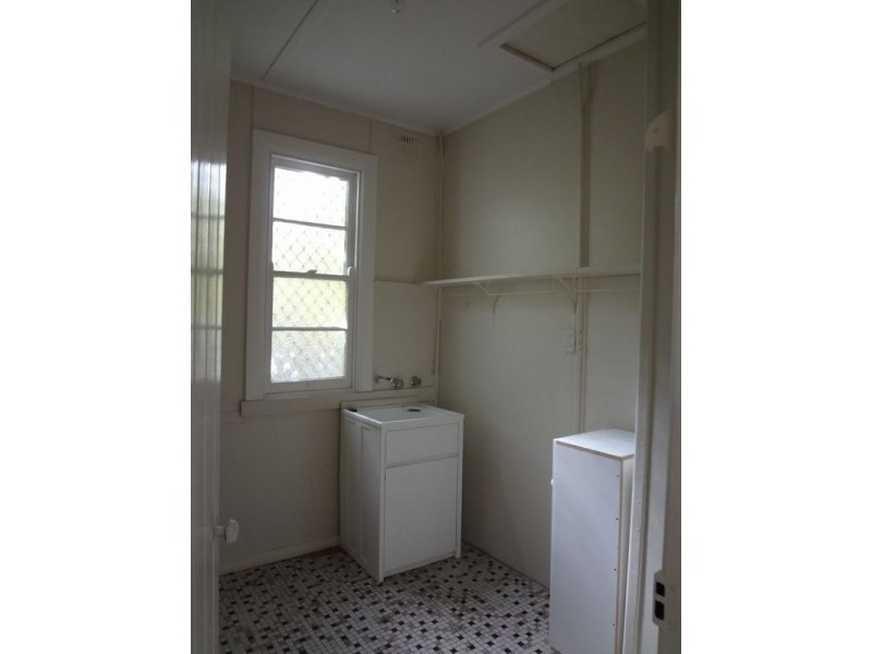 76 Sloane Street, Goulburn NSW 2580