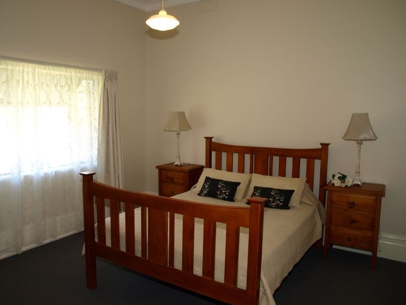 232 Cowper Street, Goulburn NSW 2580