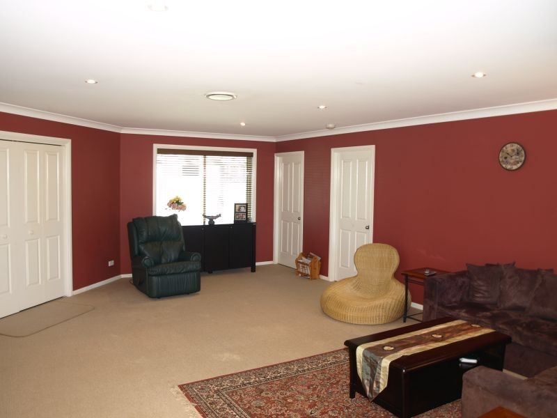 8 Amber Court, Goulburn NSW 2580