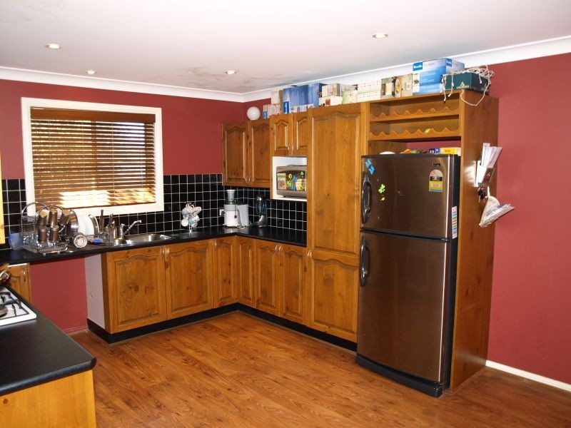 8 Amber Court, Goulburn NSW 2580