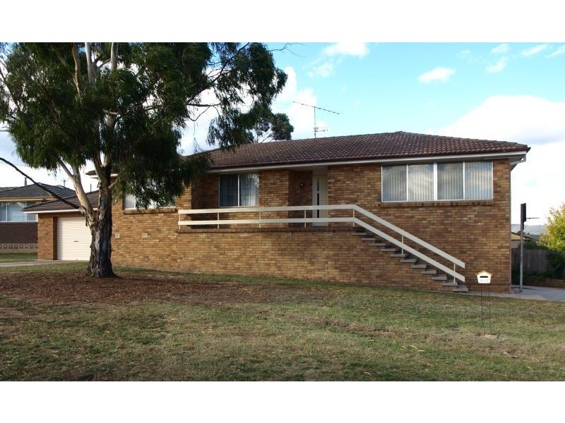 1 Bradford Drive, Goulburn NSW 2580