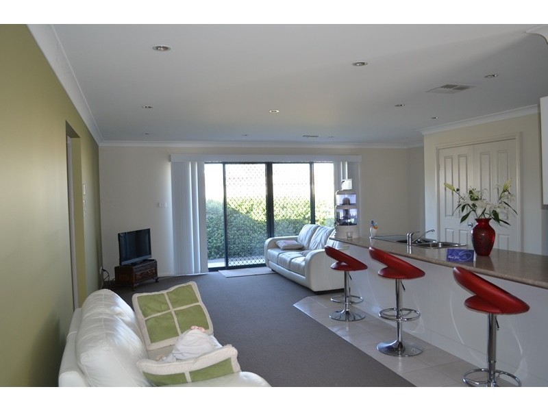Villa 3/72 Auburn Street, Goulburn NSW 2580