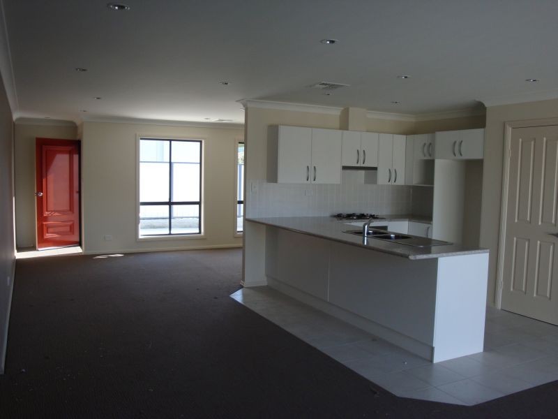 Villa 5/72 Auburn Street, Goulburn NSW 2580