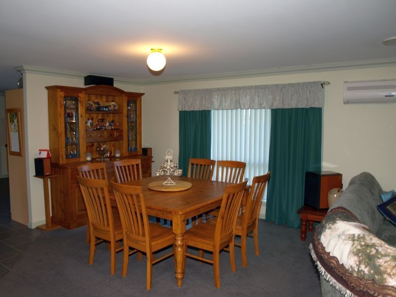 11 Oakwood Avenue, Goulburn NSW 2580