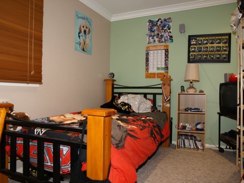 15 Caoura Crescent, Goulburn NSW 2580