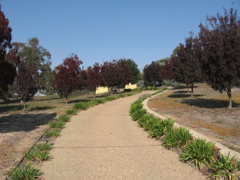 96 Run-o-Waters Drive, Goulburn NSW 2580