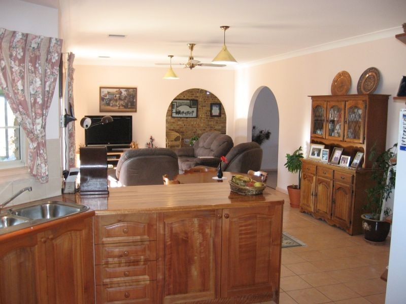 96 Run-o-Waters Drive, Goulburn NSW 2580