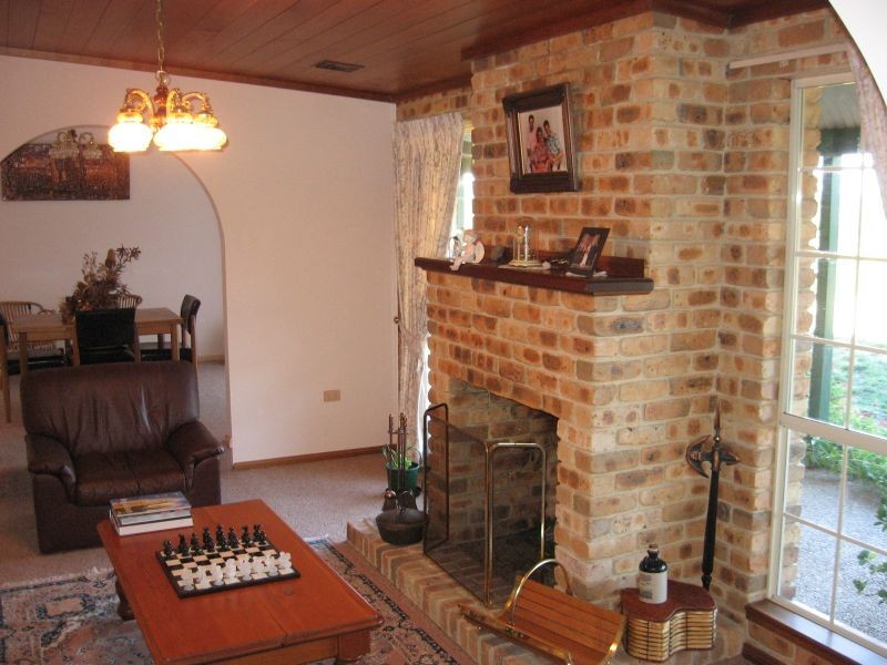 96 Run-o-Waters Drive, Goulburn NSW 2580