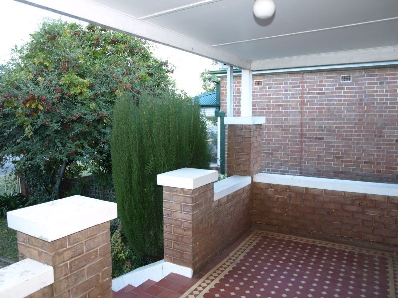 8 Belmore Street, Goulburn NSW 2580