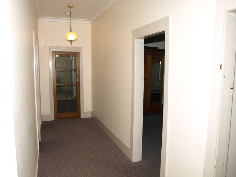 8 Belmore Street, Goulburn NSW 2580