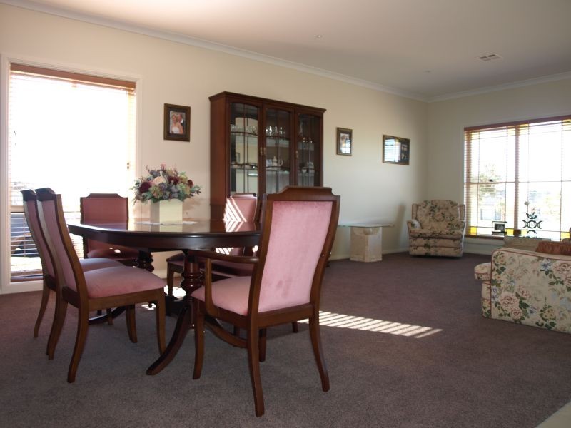 14 Monastery Drive, Goulburn NSW 2580