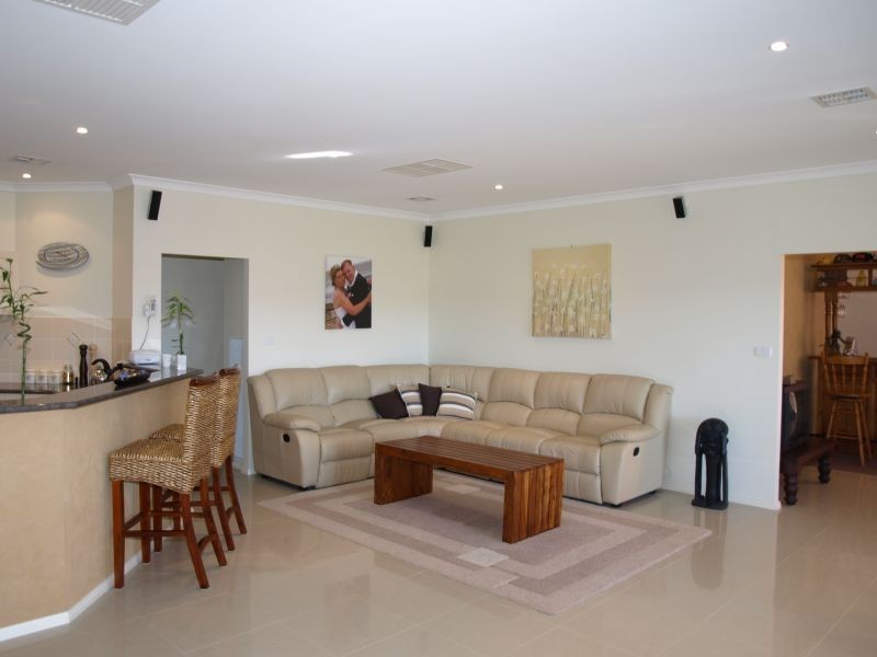 14 Monastery Drive, Goulburn NSW 2580