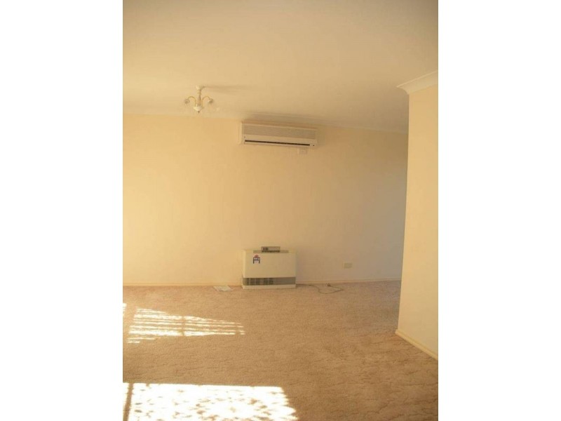 62 Jacqua Avenue, Goulburn NSW 2580