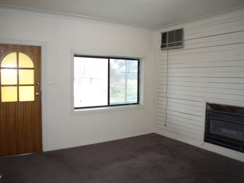 13 Erith Street, Goulburn NSW 2580