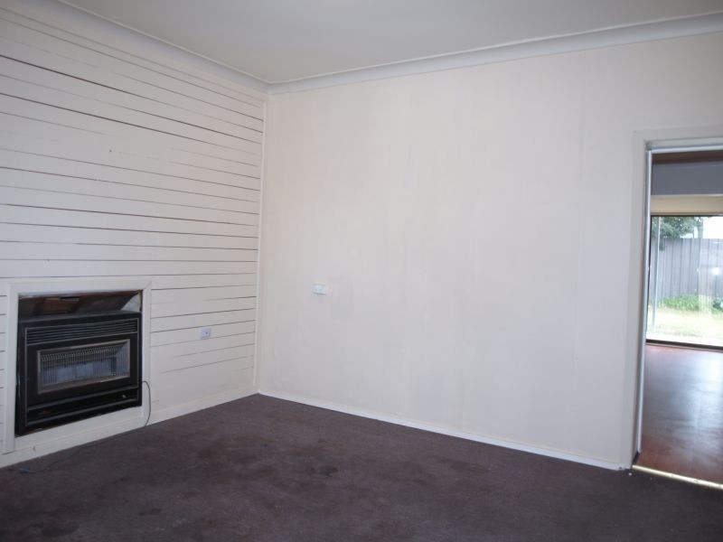 13 Erith Street, Goulburn NSW 2580