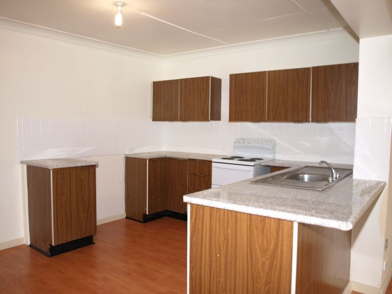 13 Erith Street, Goulburn NSW 2580