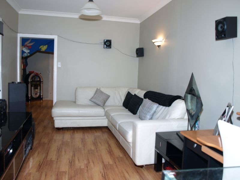 32 Kenmore Street, Goulburn NSW 2580