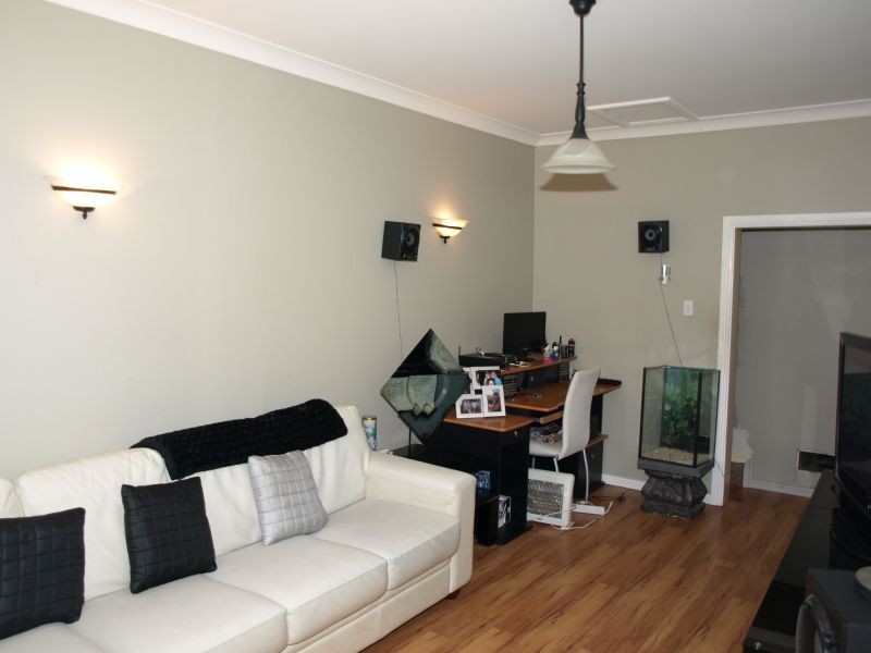 32 Kenmore Street, Goulburn NSW 2580