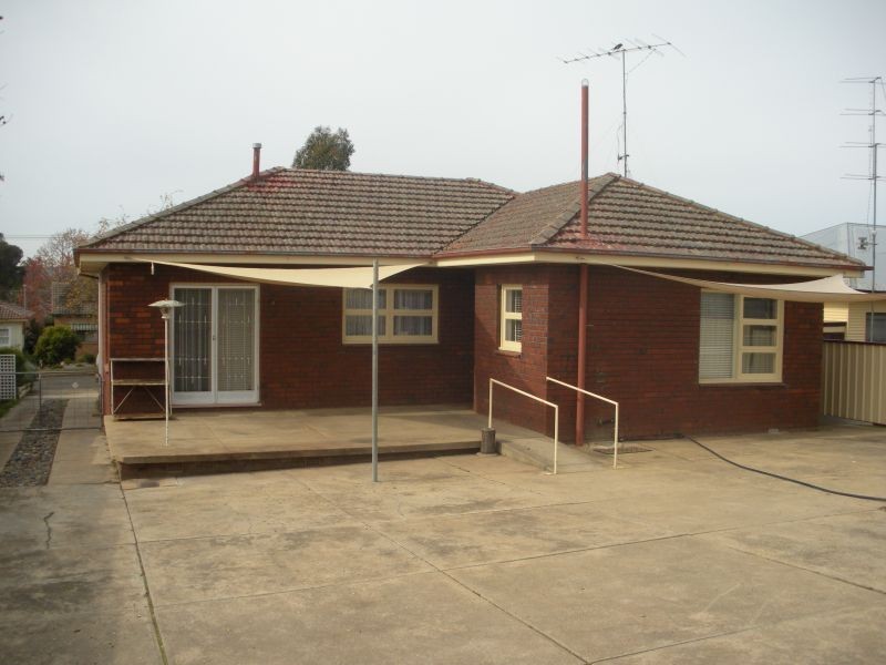 14 Godfrey Street, Goulburn NSW 2580