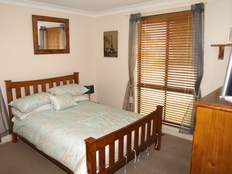 1 Hinchcliffe Close, Goulburn NSW 2580