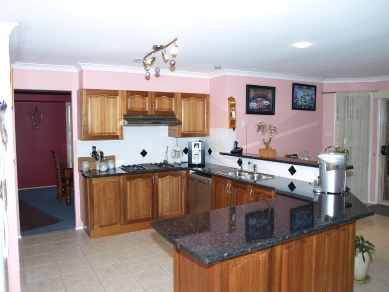 99 Green Valley Road, Goulburn NSW 2580