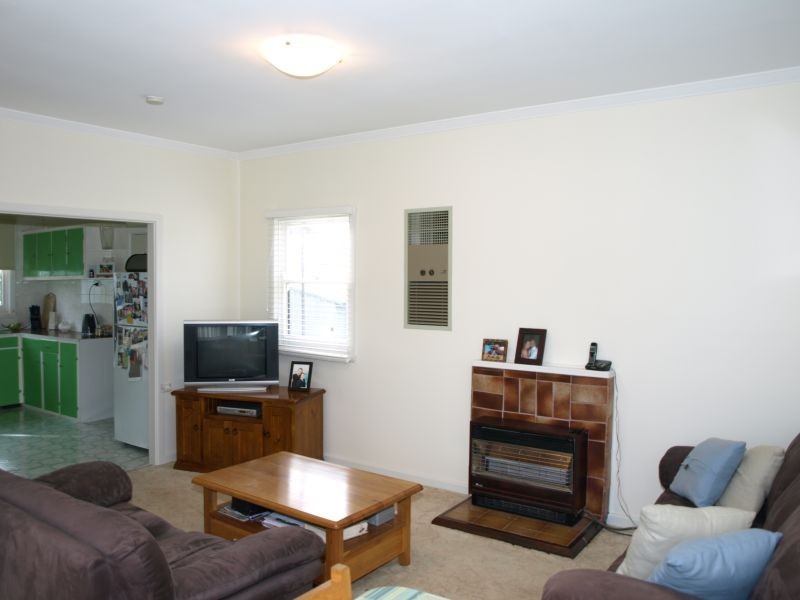 13 Opal Street, Goulburn NSW 2580