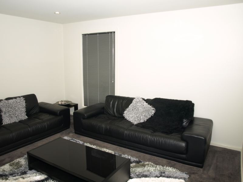 2 Hazelwood Place, Goulburn NSW 2580