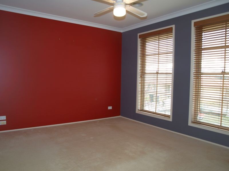 28 Crestwood Drive, Goulburn NSW 2580