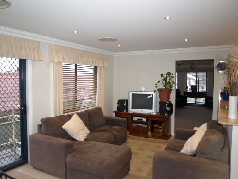 44 Ivy Lea Place, Goulburn NSW 2580