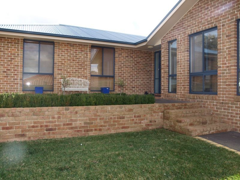44 Ivy Lea Place, Goulburn NSW 2580