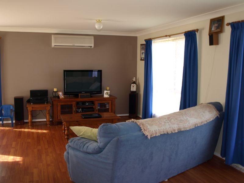 3 Willow Grove Place, Goulburn NSW 2580