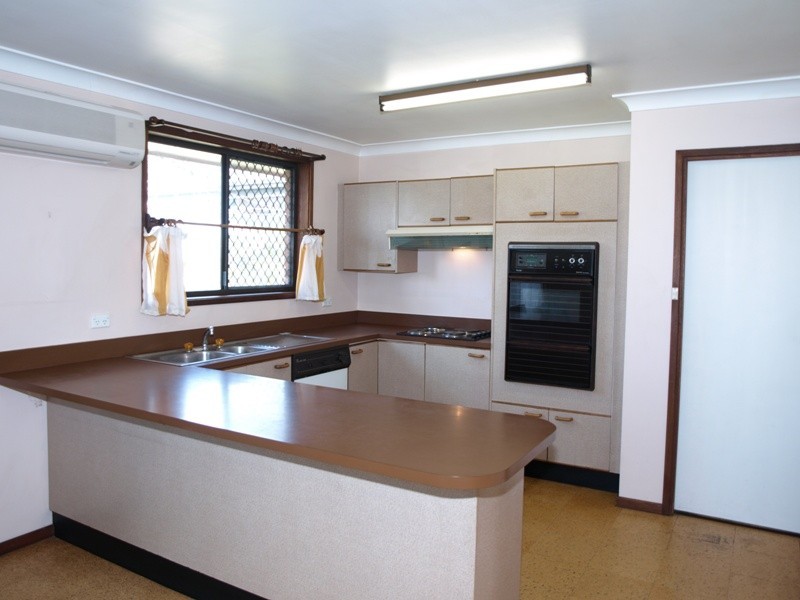 24 Long Street, Goulburn NSW 2580