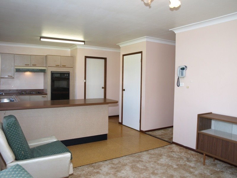 24 Long Street, Goulburn NSW 2580