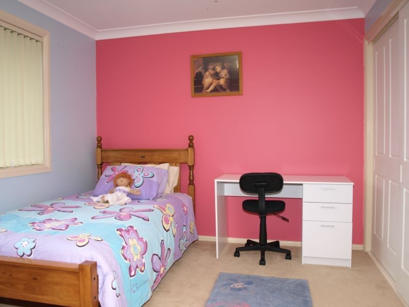 4 Paradise Place, Goulburn NSW 2580