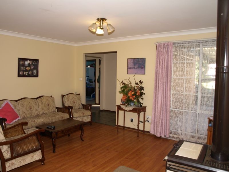 8 Emma Street, Goulburn NSW 2580