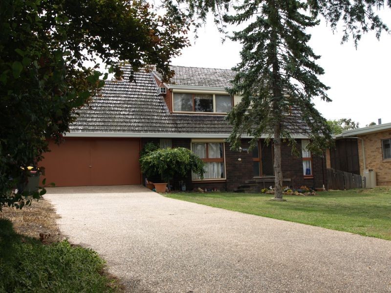 18 Rhoda Street, Goulburn NSW 2580