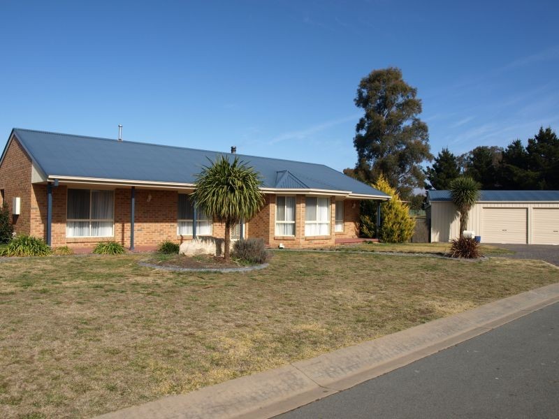 16 Amber Court, Goulburn NSW 2580