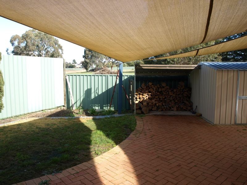 16 Amber Court, Goulburn NSW 2580