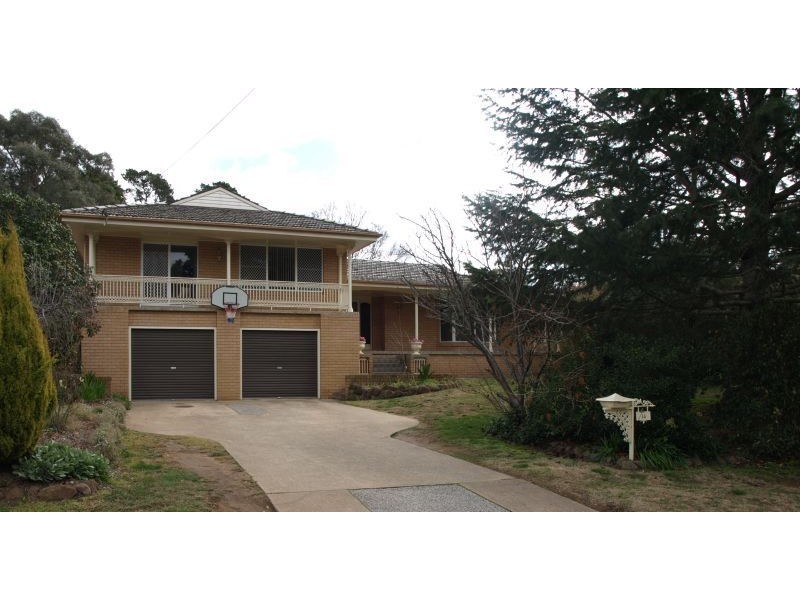 14 Cathcart Street, Goulburn NSW 2580