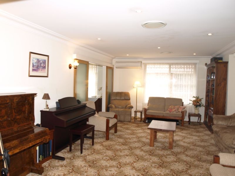 14 Cathcart Street, Goulburn NSW 2580