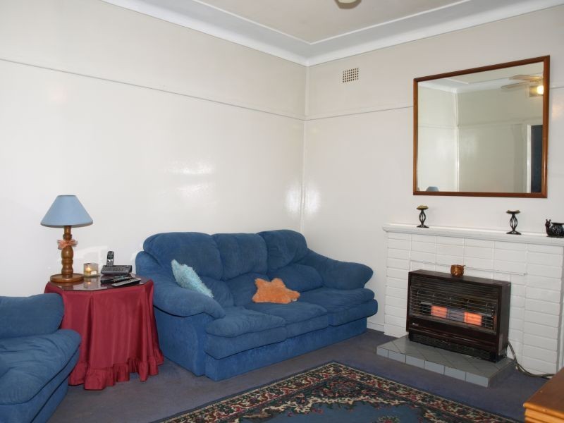 33 Wyatt Street, Goulburn NSW 2580