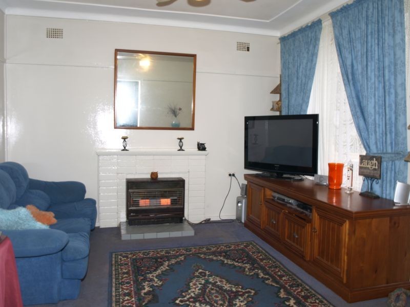 33 Wyatt Street, Goulburn NSW 2580