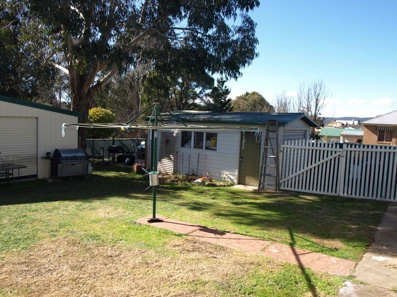 33 Wyatt Street, Goulburn NSW 2580