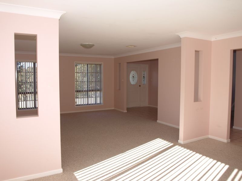 220 Run-O-Waters Drive, Goulburn NSW 2580