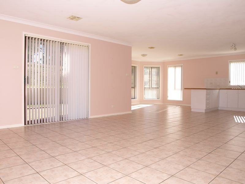 220 Run-O-Waters Drive, Goulburn NSW 2580