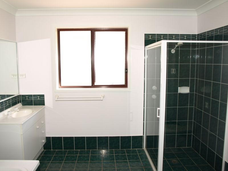 220 Run-O-Waters Drive, Goulburn NSW 2580